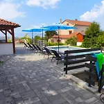 Kuca Za Odmor Dg *