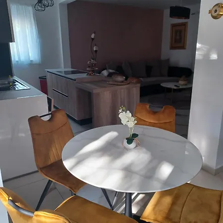 Kuca Za Odmor Dg Villa