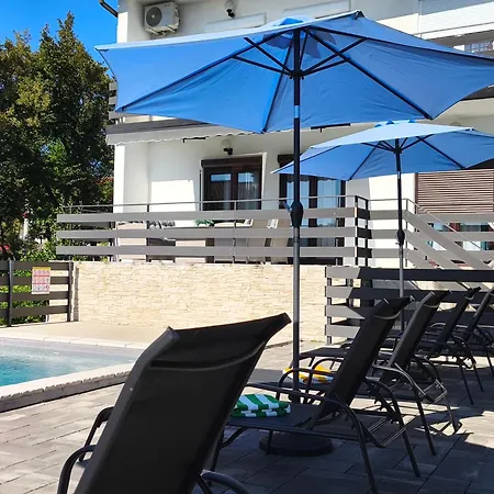 Villa Kuca Za Odmor Dg Smrika