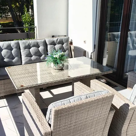 Villa Kuca Za Odmor Dg