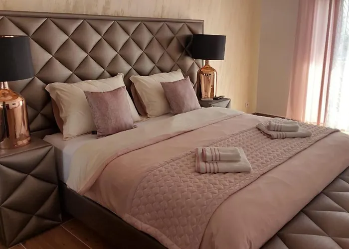 Villa Kuca Za Odmor Dg *